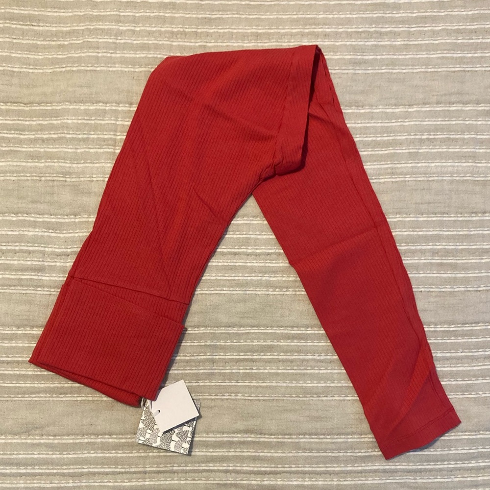 Kate Quinn ribbed leggings